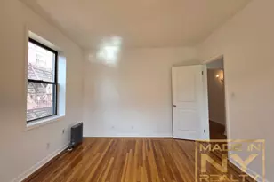 61-40 Saunders St, Rego Park, NY 11374 - Photo 7