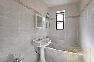 61-40 Saunders St, Rego Park, NY 11374 - Photo 5