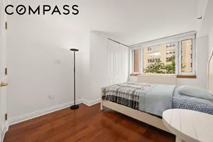 404 E 76th St, New York City, NY 10021 - Photo 5