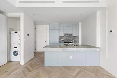 250 E 21st Street #8D, New York, NY 10010 - Photo 5