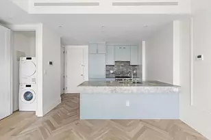250 E 21st St, New York, NY 10010 - Photo 5