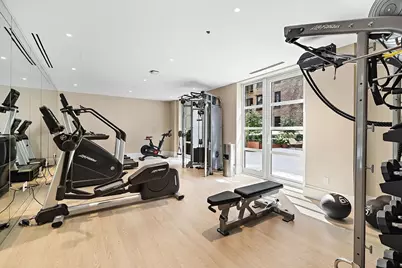 250 E 21st Street #8D, New York, NY 10010 - Photo 9