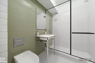 211 E 51st St, New York City, NY 10022 - Photo 9