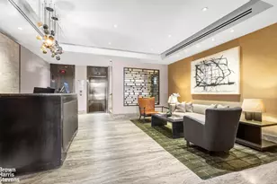 211 E 51st St, New York City, NY 10022 - Photo 11