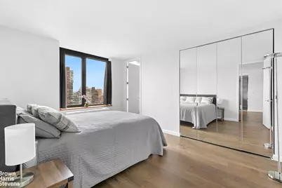 161 W 61st Street #30E, New York City, NY 10023 - Photo 5