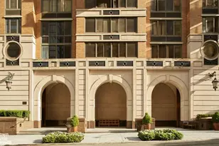 161 W 61st St, New York City, NY 10023 - Photo 15