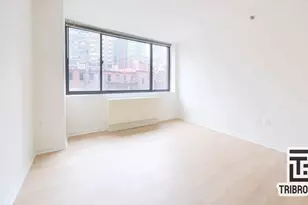 410 W 53rd St, New York City, NY 10019 - Photo 3