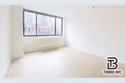 410 W 53rd Street #63, New York City, NY 10019 - Photo 3