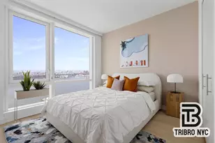 555 W 38th St, New York City, NY 10018 - Photo 5