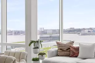 555 W 38th St, New York City, NY 10018 - Photo 3