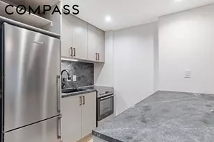 42 Monroe St, New York City, NY 11238 - Photo 15