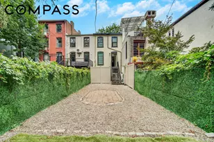 42 Monroe St, New York City, NY 11238 - Photo 9