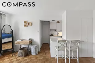 233 E 69th St, New York, NY 10021 - Photo 3