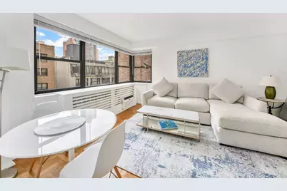 305 E 72nd Street #5AS, New York City, NY 10021 - Photo 1