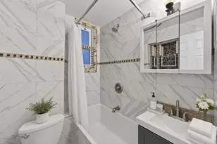516 E 78th St, New York, NY 10075 - Photo 5