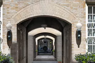 516 E 78th St, New York, NY 10075 - Photo 11