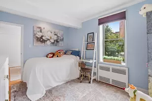 30 E 9th St, New York City, NY 10003 - Photo 9
