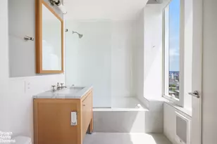 245 W 99th St, New York City, NY 10025 - Photo 17
