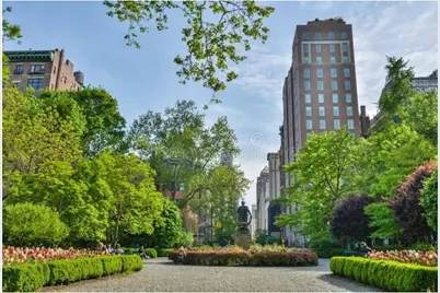 48 Gramercy Park N #4B, New York City, NY 10010 - Photo 9