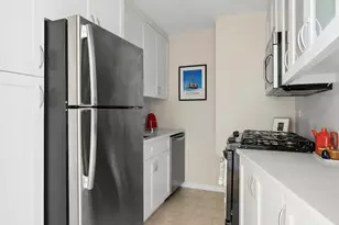 245 E 25th St, New York City, NY 10010 - Photo 7