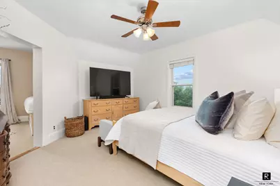 111 Rochelle Street, New York City, NY 10464 - Photo 13