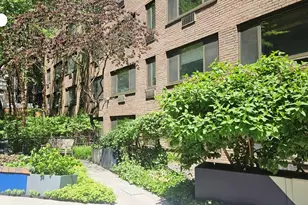 420 E 64th St, New York City, NY 10065 - Photo 11