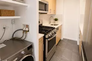 301 E 79th St, New York City, NY 10021 - Photo 5