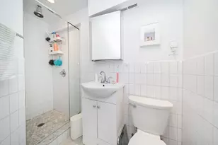 340 W 17th St, New York City, NY 10011 - Photo 13