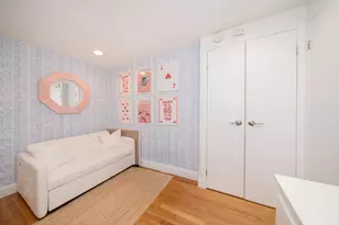 340 W 17th St, New York City, NY 10011 - Photo 9