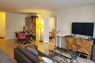 155 W 68th St, New York City, NY 10023 - Photo 3