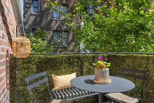 267 W 71st St, New York, NY 10023 - Photo 11