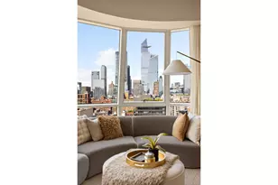 515 W 18th St, New York City, NY 10011 - Photo 3
