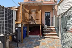 675 E 53rd St, New York City, NY 11203 - Photo 21