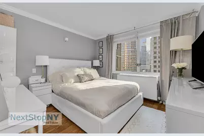245 E 54th Street #17A, New York, NY 10022 - Photo 5
