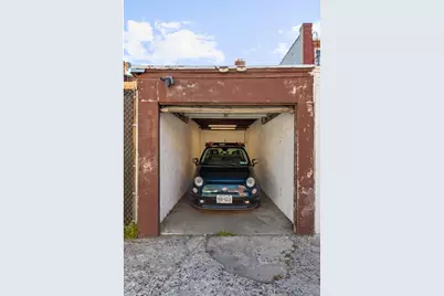 401 E 35th Street, New York City, NY 11203 - Photo 17