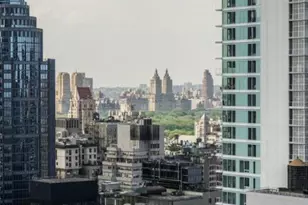 252 E 57th St, New York City, NY 10022 - Photo 3