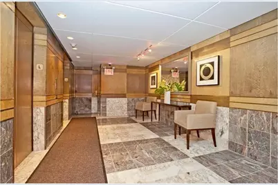 300 E 85th Street #1201, New York City, NY 10028 - Photo 9