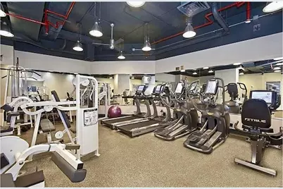 300 E 85th Street #1201, New York City, NY 10028 - Photo 11