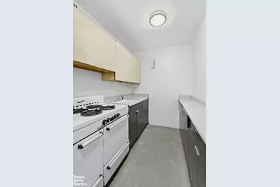 330 E 33rd Street #9A, New York City, NY 10016 - Photo 7