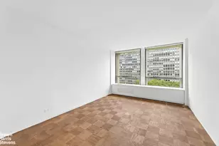 330 E 33rd St, New York City, NY 10016 - Photo 5