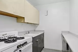 330 E 33rd St, New York City, NY 10016 - Photo 7