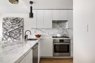 395 S 2nd St, New York City, NY 11211 - Photo 5