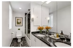 216 E 47th St, New York City, NY 10017 - Photo 7