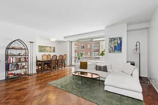 216 E 47th St, New York City, NY 10017 - Photo 3