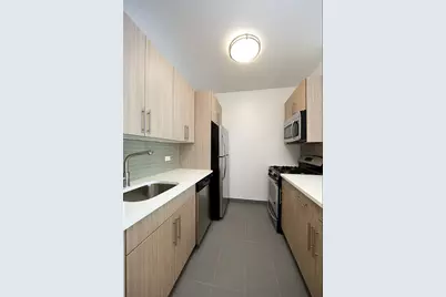 200 Water Street #3002, New York City, NY 10038 - Photo 5