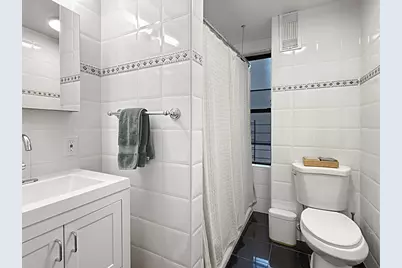 280 Riverside Drive #4H, New York, NY 10025 - Photo 3