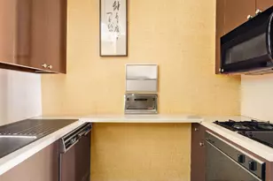 14 E 75th St, New York, NY 10021 - Photo 9