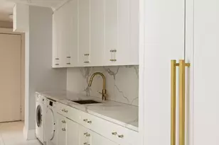 225 W 86th St, New York City, NY 10024 - Photo 7