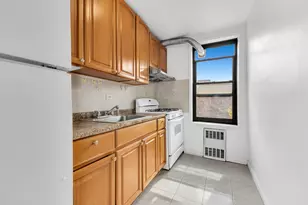 63-95 Austin St, Rego Park, NY 11374 - Photo 3