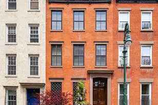 445 W 44th St, New York, NY 10036 - Photo 1
